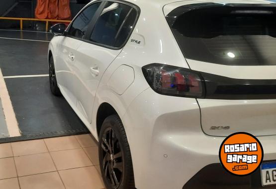 Autos - Peugeot 208 STYLE 2023 Nafta 17000Km - En Venta