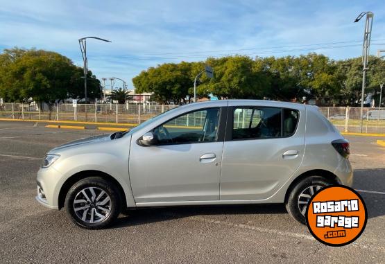 Autos - Renault Sandero 2023 Nafta 17000Km - En Venta