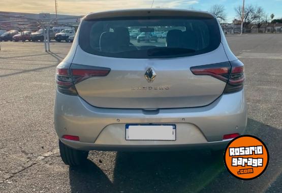 Autos - Renault Sandero 2023 Nafta 17000Km - En Venta