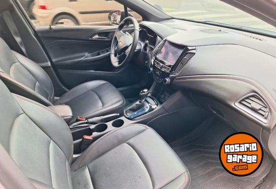 Autos - Chevrolet Cruze RS 2024 Nafta 33800Km - En Venta