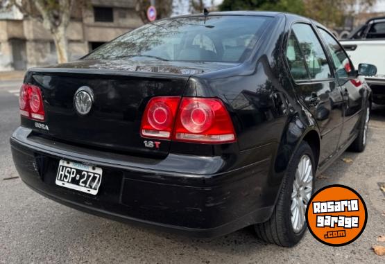 Autos - Volkswagen Bora 2009 Nafta 165000Km - En Venta
