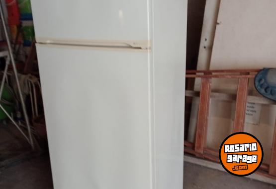 Hogar - Heladera con freezer - En Venta