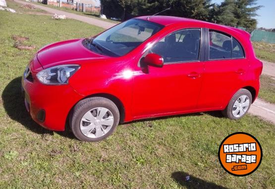 Autos - Nissan March 2014 Nafta 88000Km - En Venta