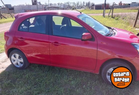 Autos - Nissan March 2014 Nafta 88000Km - En Venta