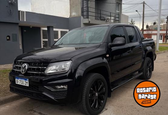 Camionetas - Volkswagen Amarok v6 2023 Diesel 45000Km - En Venta