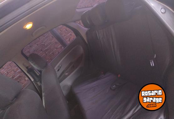 Autos - Fiat Linea 2010 Nafta 135000Km - En Venta