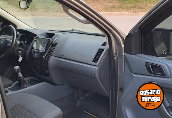 Camionetas - Ford Ranger xls mt6 2016 Diesel 152000Km - En Venta