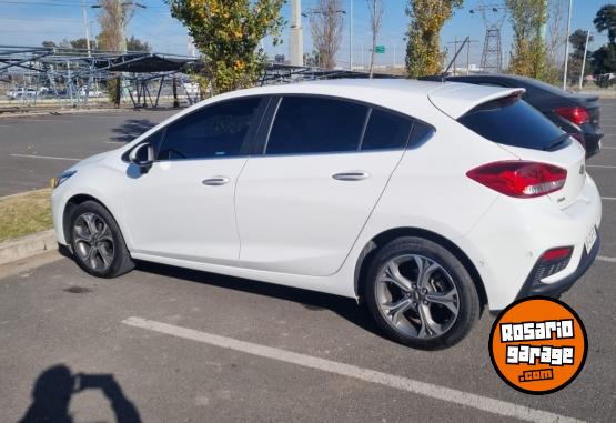 Autos - Chevrolet Cruze Premier 2022 Nafta 45400Km - En Venta
