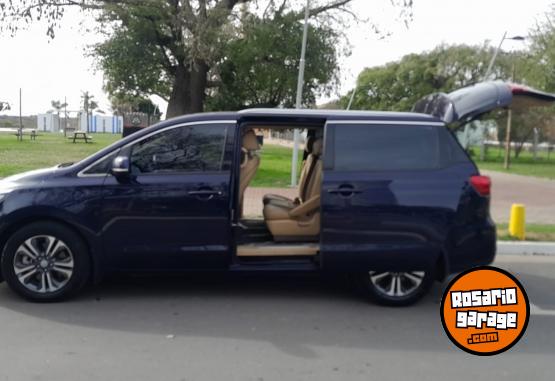 Autos - Kia CARNIVAL EX 2.2 AT CRDI 2019 Diesel 53000Km - En Venta