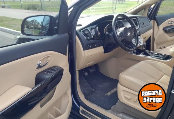 Autos - Kia CARNIVAL EX 2.2 AT CRDI 2019 Diesel 53000Km - En Venta