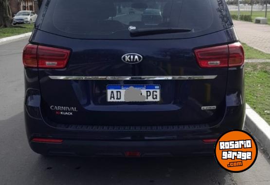 Autos - Kia CARNIVAL EX 2.2 AT CRDI 2019 Diesel 53000Km - En Venta
