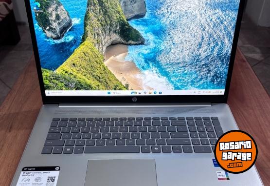 Informática - HP 17,3” Intel i7-1355u 1 Tb 16 Gb DDRR4 - En Venta