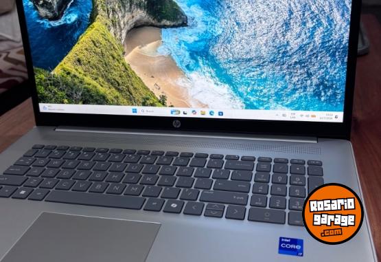 Informática - HP 17,3” Intel i7-1355u 1 Tb 16 Gb DDRR4 - En Venta