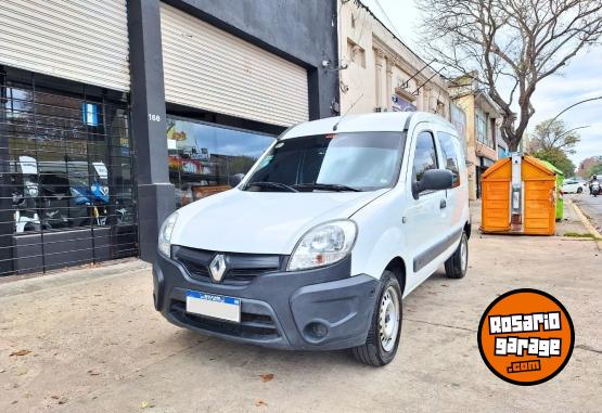 Utilitarios - Renault Kangoo PH3 Confort 2017 GNC 174600Km - En Venta
