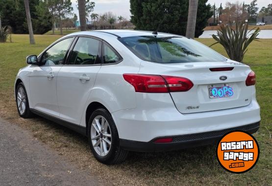 Autos - Ford Focus SE 2016 Nafta 76000Km - En Venta