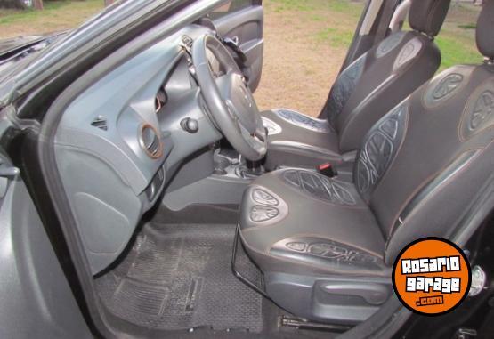 Autos - Renault SANDERO STEPWAY DYNAMIQUE 2015 Nafta 93500Km - En Venta