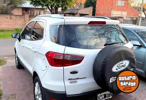 Camionetas - Ford Ecosport 1.6 Titanium 2015 Nafta 142000Km - En Venta