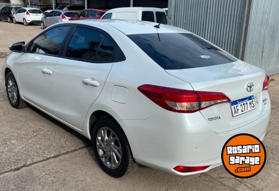 Autos - Toyota Yaris 1.5 XLS CVT L/22 2022 Nafta 51000Km - En Venta
