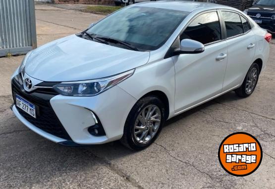 Autos - Toyota Yaris 1.5 XLS CVT L/22 2022 Nafta 51000Km - En Venta