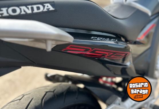 Motos - Honda Cb twister 250 2022 Nafta 25000Km - En Venta