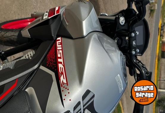 Motos - Honda Cb twister 250 2022 Nafta 25000Km - En Venta