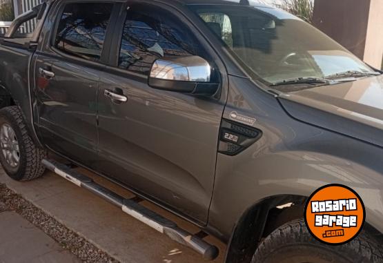 Camionetas - Ford XLS SAFETY 2.2 DIESEL 2013 Diesel 205000Km - En Venta