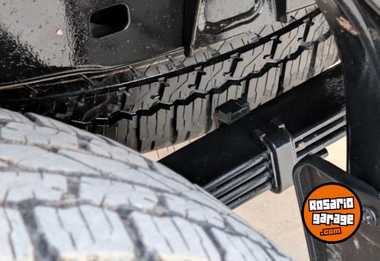 Camionetas - Toyota Hilux SR 2022 Diesel 43000Km - En Venta