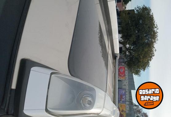 Camionetas - Nissan Xtrae 2009 Nafta 230000Km - En Venta