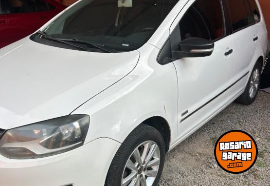 Autos - Volkswagen Suran 1.6 ediciones limit 2014 Nafta 138000Km - En Venta