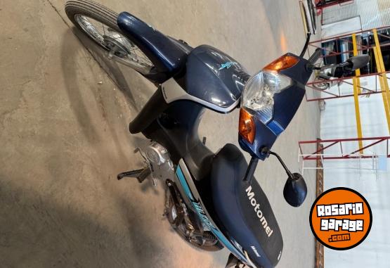 Motos - Motomel Blitz 2022 Nafta 2500Km - En Venta