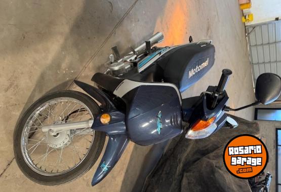 Motos - Motomel Blitz 2022 Nafta 2500Km - En Venta