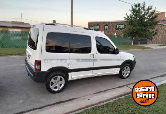 Utilitarios - Peugeot Partner Patagonica VTC PL 2013 Diesel 210000Km - En Venta