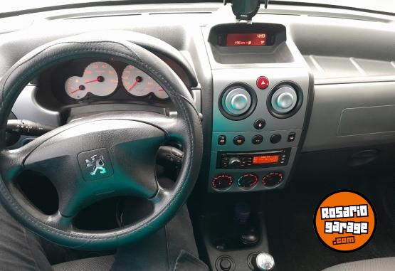Utilitarios - Peugeot Partner Patagonica VTC PL 2013 Diesel 210000Km - En Venta