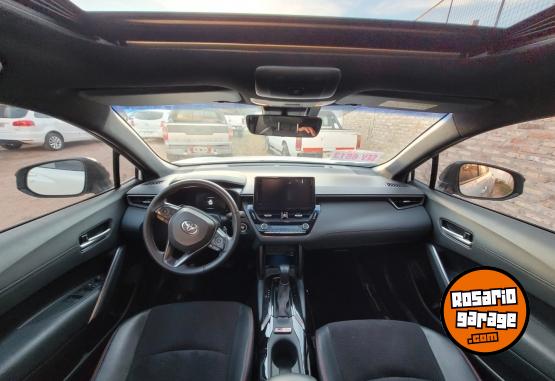 Autos - Toyota Corolla Cross 2023 Nafta 49000Km - En Venta