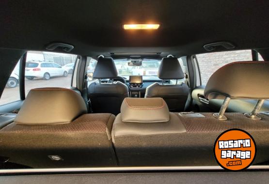 Autos - Toyota Corolla Cross 2023 Nafta 49000Km - En Venta