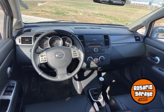 Autos - Nissan Tiida 2014 Nafta 130000Km - En Venta