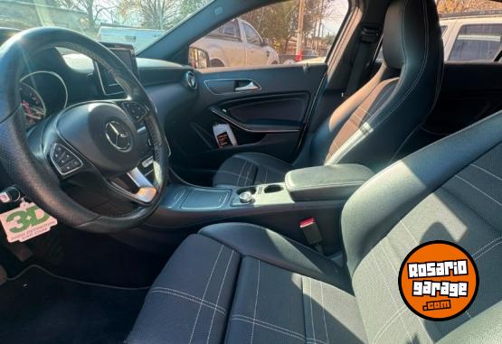 Autos - Mercedes Benz A200 2017 Nafta 120000Km - En Venta