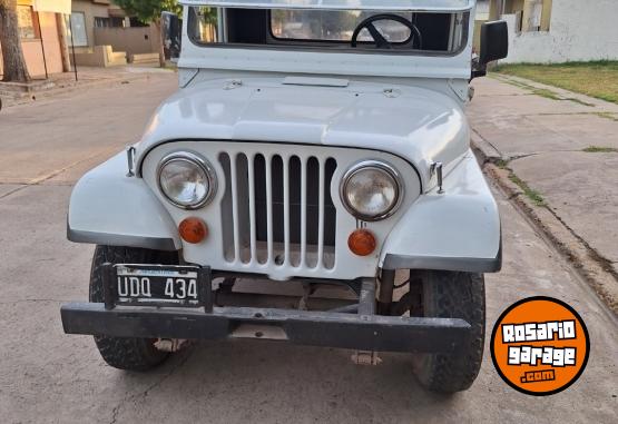 Camionetas - Jeep pick up 1983 Nafta 11111Km - En Venta