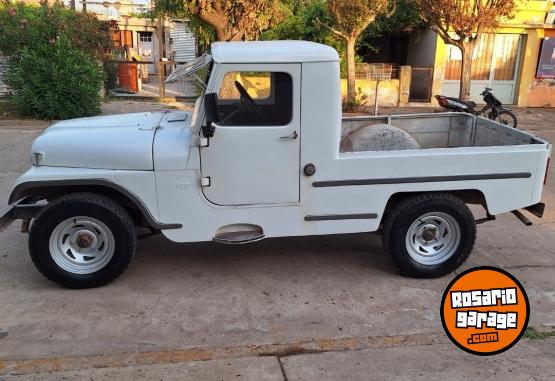 Camionetas - Jeep pick up 1983 Nafta 11111Km - En Venta