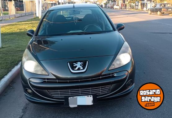 Autos - Peugeot 207 hdi 1.4 turbo 2012 Diesel 220000Km - En Venta