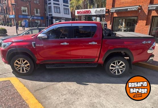 Camionetas - Toyota hilux SRX 2018 Diesel 92000Km - En Venta