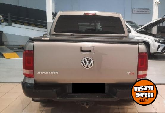 Camionetas - Volkswagen AMAROK 2.0 TDI 180CV 2017 Diesel 117000Km - En Venta