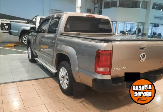 Camionetas - Volkswagen AMAROK 2.0 TDI 180CV 2017 Diesel 117000Km - En Venta
