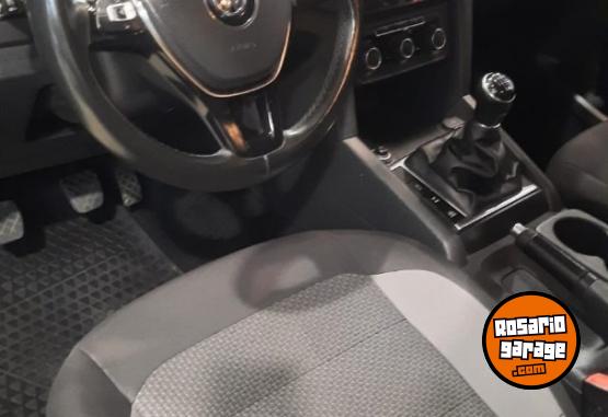 Camionetas - Volkswagen AMAROK 2.0 TDI 180CV 2017 Diesel 117000Km - En Venta