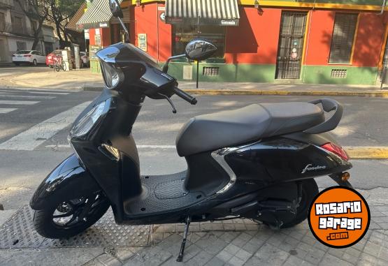 Motos - Yamaha Fascino 125 2023 Nafta 3600Km - En Venta
