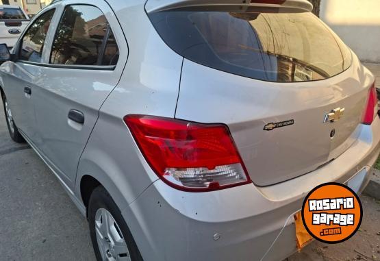 Autos - Chevrolet ONIX JOY 2017 Nafta 154000Km - En Venta