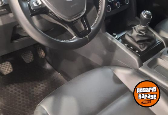 Camionetas - Volkswagen AMAROK 2.0 TDI 180CV 2024 Diesel 18000Km - En Venta