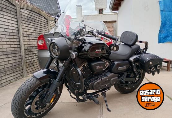 Motos - RVM V 400 2025 Nafta 3000Km - En Venta