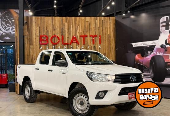 Camionetas - Toyota Hilux 2.4 Sc 4X4 Tdi Dx L 2021 Diesel 112000Km - En Venta