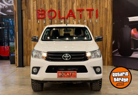 Camionetas - Toyota Hilux 2.4 Sc 4X4 Tdi Dx L 2021 Diesel 112000Km - En Venta